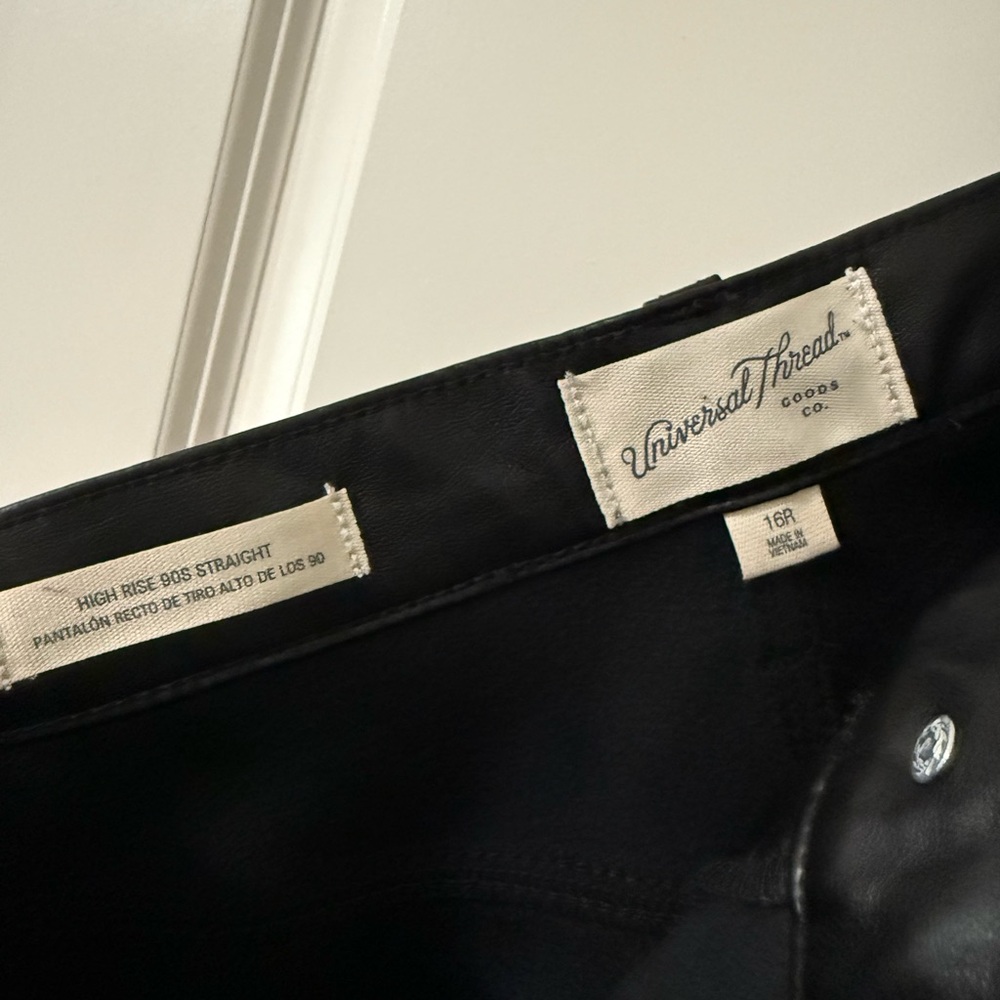 Universal Thread Black Faux Leather Straight Leg Pants - Picture 3 of 3